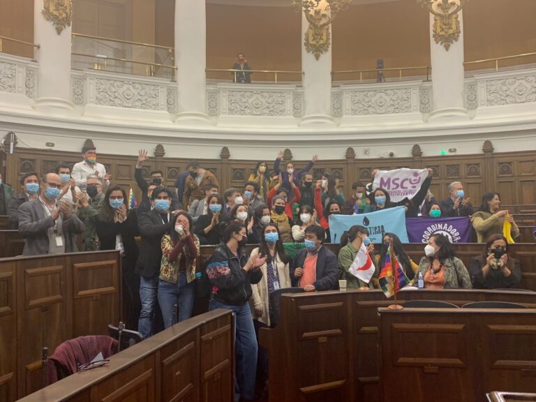 Lee más sobre el artículo Boletín diario: ¿Qué pasó este martes 19 de abril en la Convención Constitucional?