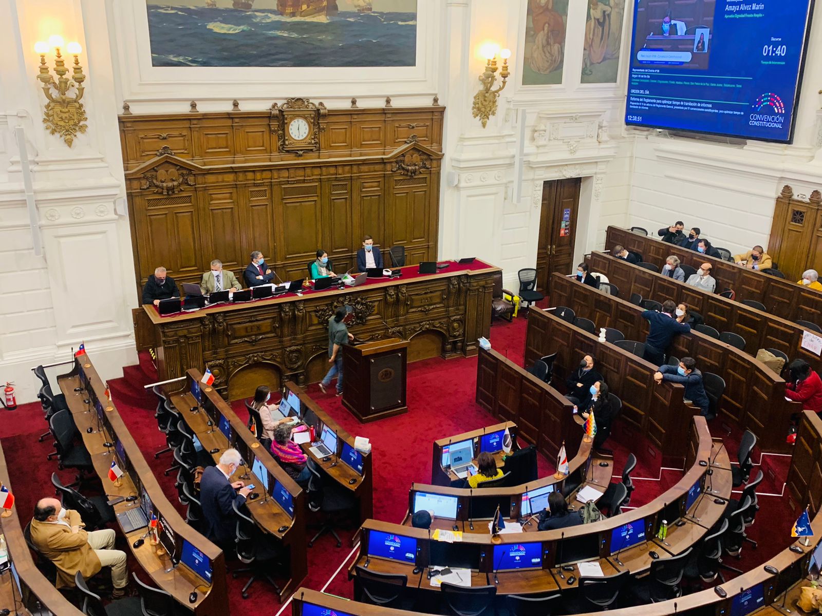 Lee más sobre el artículo Boletín diario: ¿Qué pasó este jueves 5 de mayo en la Convención Constitucional?