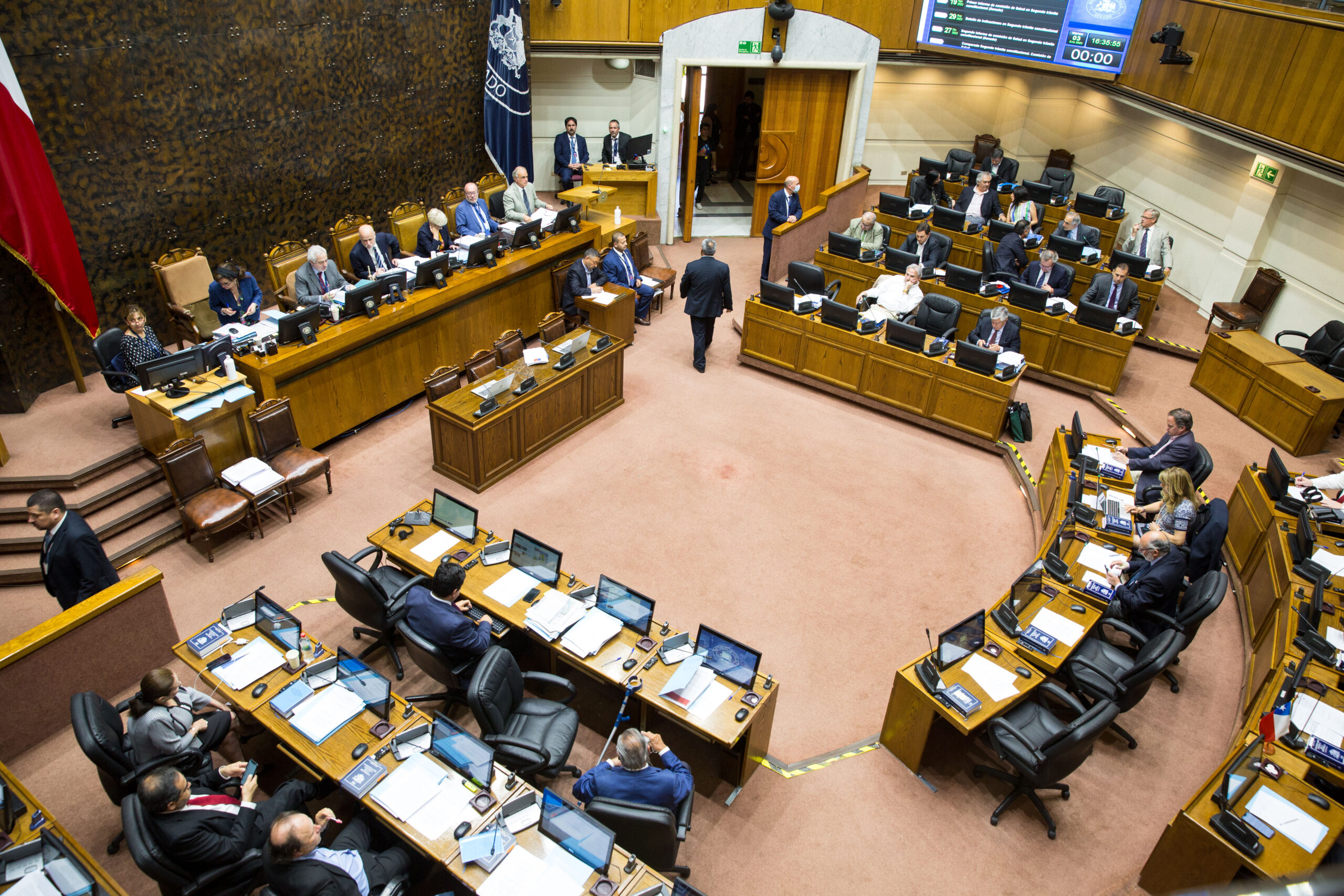 Lee más sobre el artículo Senado aprueba en general proyecto de reforma constitucional para habilitar un nuevo proceso constituyente 