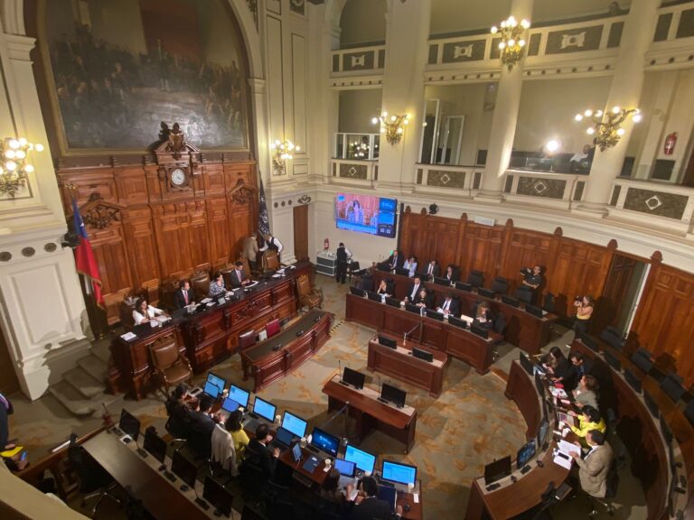 Lee más sobre el artículo Boletín constitucional: ¿Qué pasó este lunes 3 de abril?