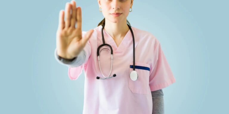 Lee más sobre el artículo No pasó por el Tribunal Constitucional: Se aprueba el nuevo reglamento de objeción de conciencia