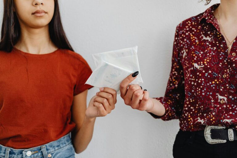 Lee más sobre el artículo U. de Chile publica evidencia y recomendaciones sobre brechas en el acceso a derechos menstruales