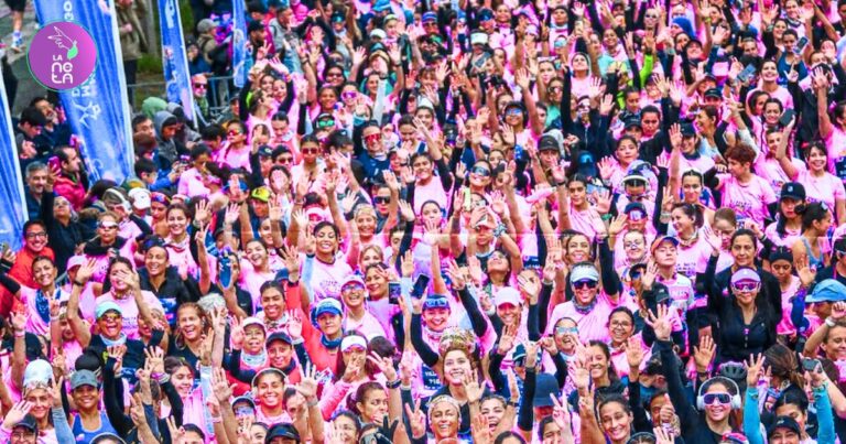 Lee más sobre el artículo Medio Maratón de Santiago exclusivo para mujeres : ¿la respuesta a la brecha de género en el deporte?